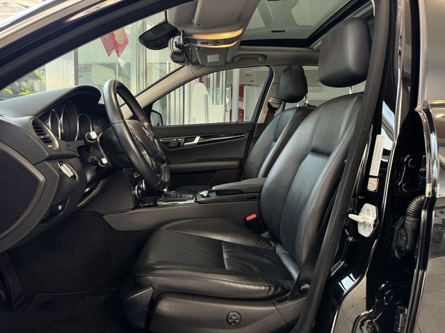 M-BENZ賓士 C200  第9張相片