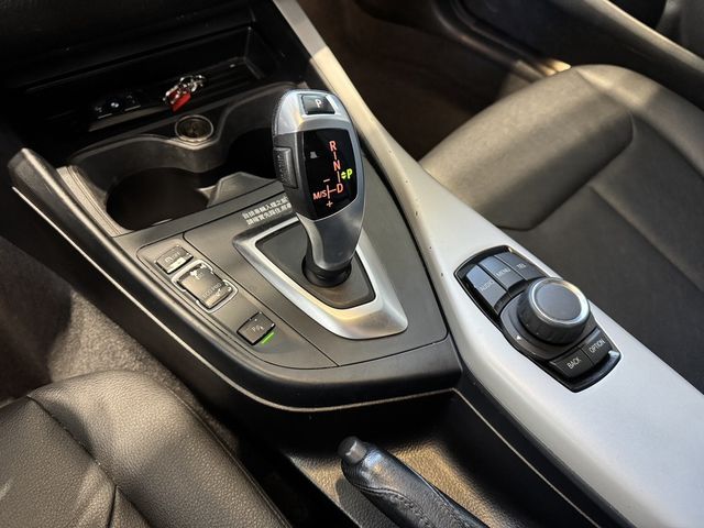 BMW寶馬 118I  第11張相片