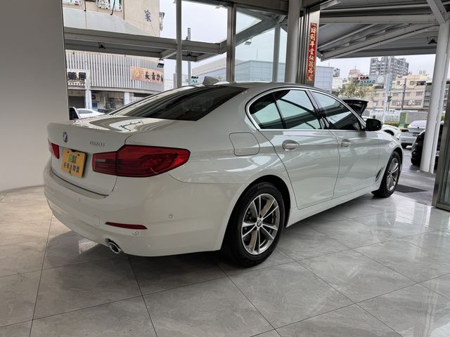 BMW寶馬 520I  第2張相片