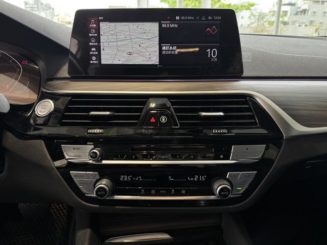 BMW寶馬 520I  第10張相片