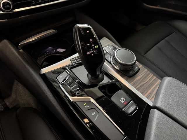 BMW寶馬 520I  第11張相片