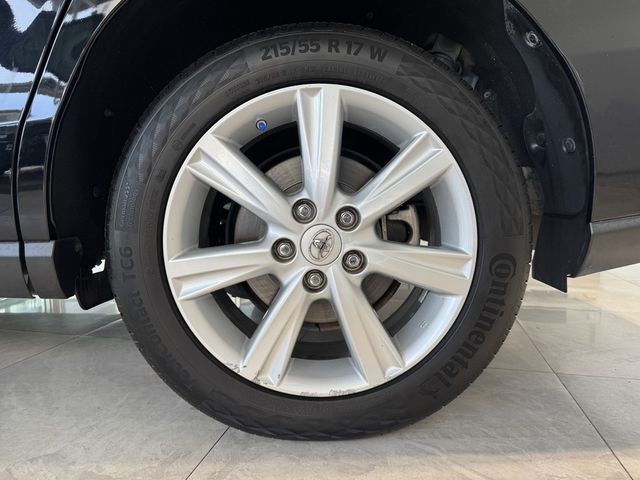 TOYOTA豐田 PREVIA  第4張相片