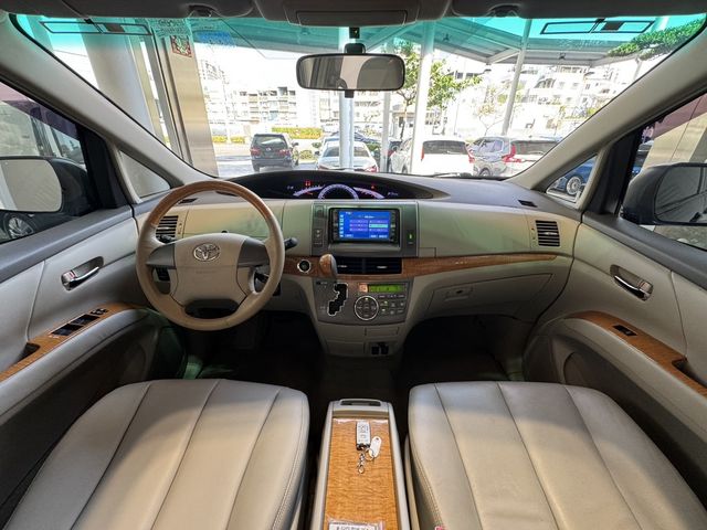 TOYOTA豐田 PREVIA  第6張相片