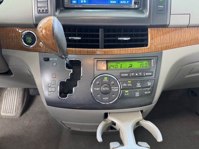 TOYOTA豐田 PREVIA  第12張相片