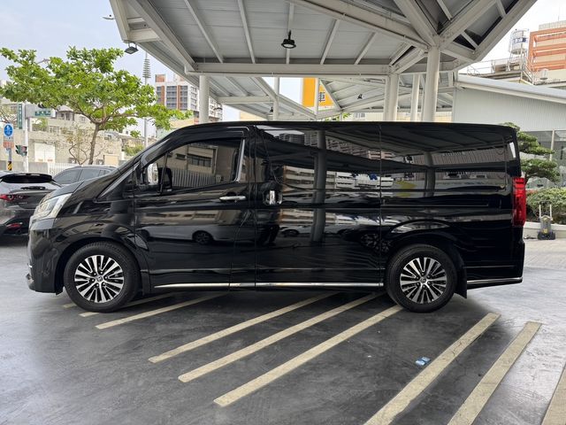 TOYOTA豐田 GRANVIA  第5張相片