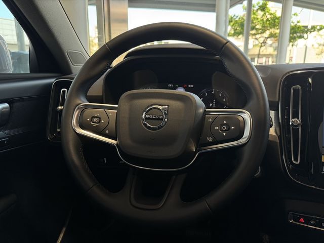 VOLVO富豪 XC40  第4張相片