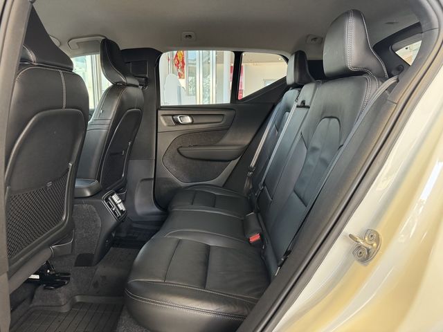 VOLVO富豪 XC40  第7張相片