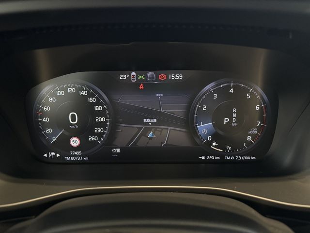 VOLVO富豪 XC40  第10張相片