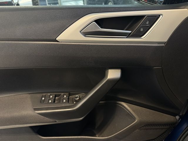 VOLKSWAGEN福斯 POLO  第14張相片