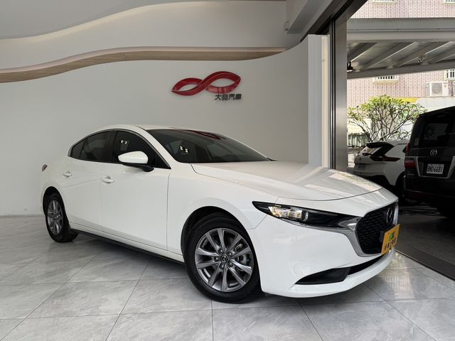 MAZDA馬自達 MAZDA 3  第1張相片