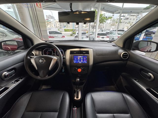 NISSAN日產 LIVINA  第7張相片