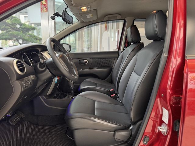 NISSAN日產 LIVINA  第10張相片
