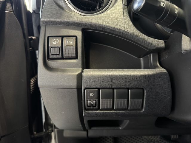 MAZDA馬自達 MAZDA 5  第18張相片