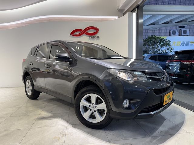 TOYOTA豐田 RAV4  第1張相片