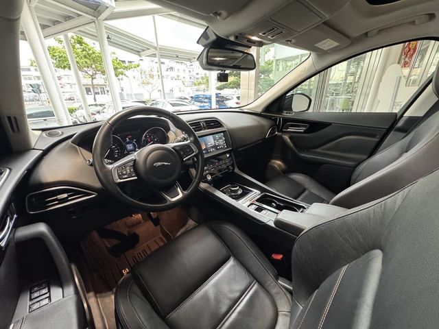 JAGUAR捷豹 F-PACE  第6張相片