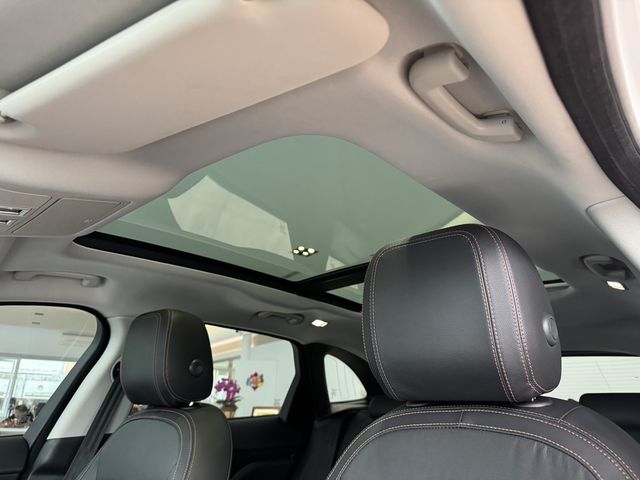 JAGUAR捷豹 F-PACE  第8張相片