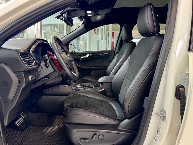 FORD福特 KUGA  第8張相片