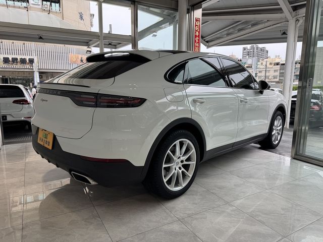 PORSCHE保時捷 CAYENNE  第2張相片