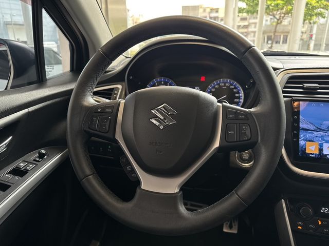 SUZUKI鈴木 SX4  第6張相片