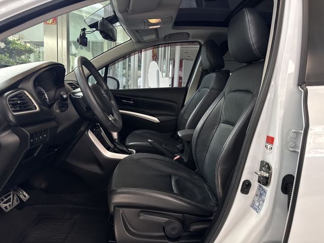 SUZUKI鈴木 SX4  第11張相片