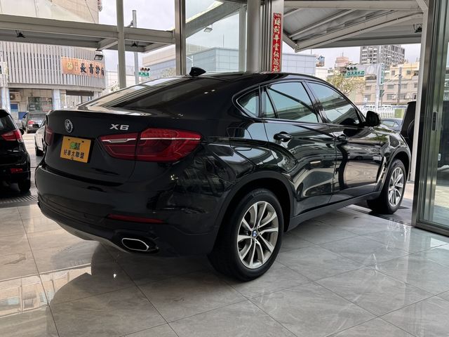 BMW寶馬 X6 XDRIVE35I  第2張相片