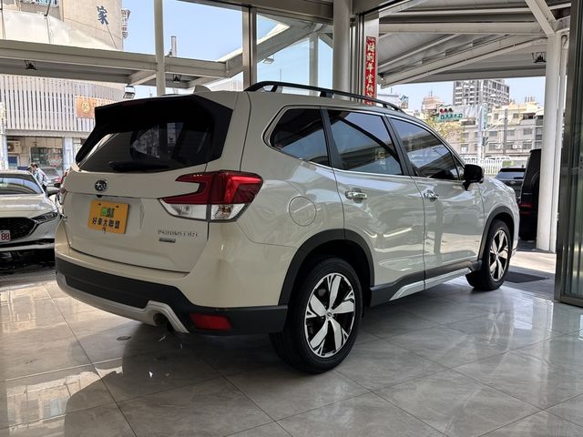 SUBARU速霸陸 FORESTER  第2張相片