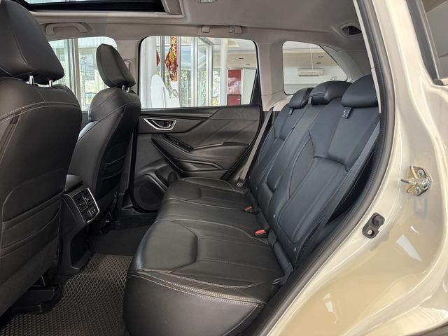 SUBARU速霸陸 FORESTER  第8張相片