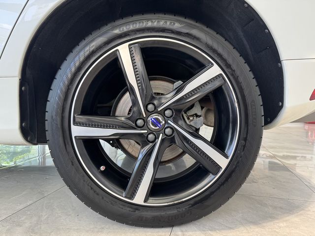 VOLVO富豪 XC60  第3張相片