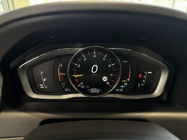 VOLVO富豪 XC60  第14張相片