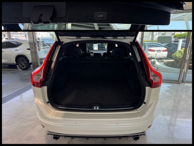 VOLVO富豪 XC60  第20張相片