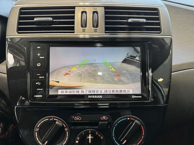 NISSAN日產 TIIDA  第18張相片