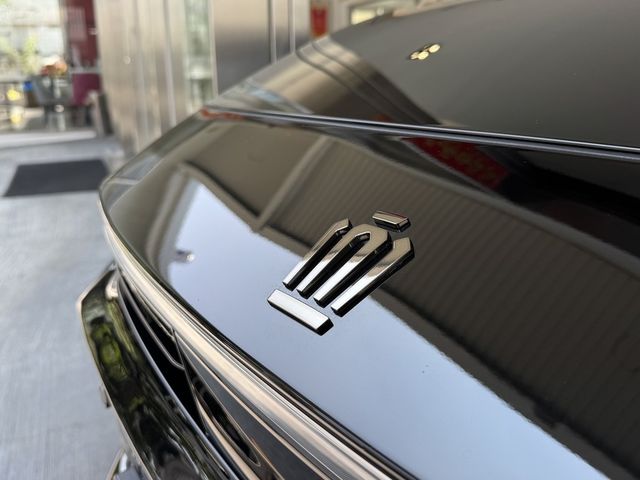 TOYOTA豐田 CROWN  第3張相片