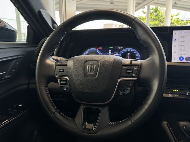 TOYOTA豐田 CROWN  第5張相片