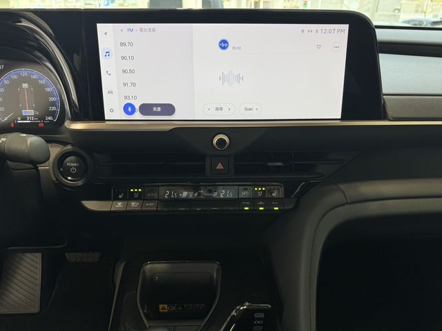 TOYOTA豐田 CROWN  第13張相片