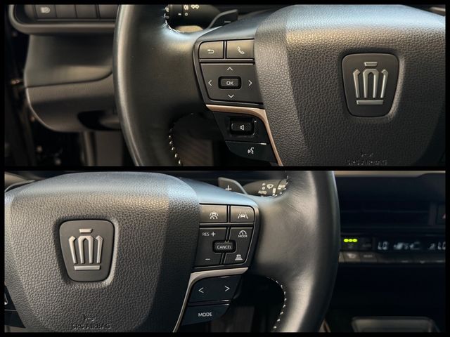 TOYOTA豐田 CROWN  第19張相片