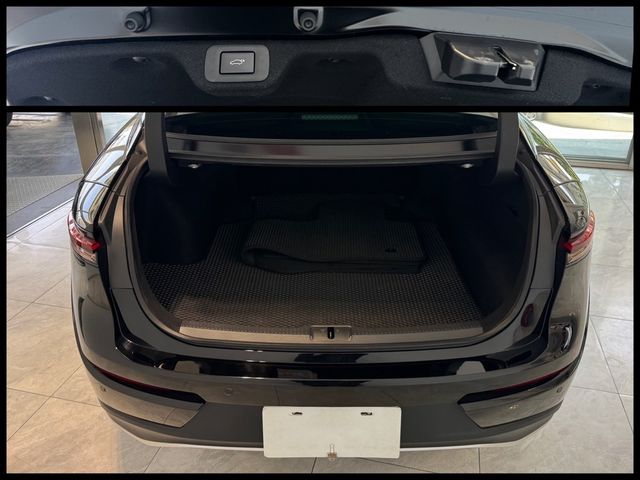 TOYOTA豐田 CROWN  第20張相片