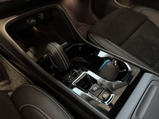 VOLVO富豪 XC40 B5  第12張相片