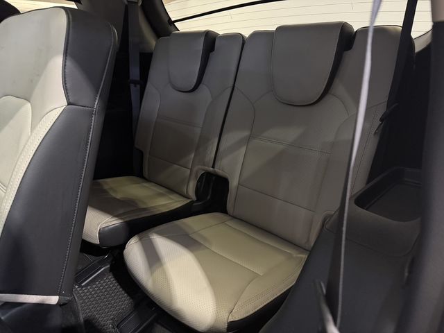 KIA起亞 CARENS  第8張相片