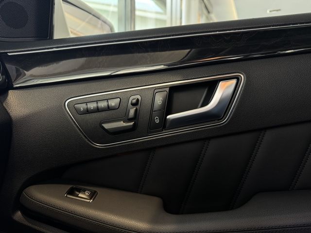 M-BENZ賓士 E220  第11張相片