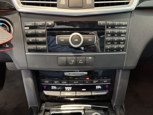 M-BENZ賓士 E220  第13張相片