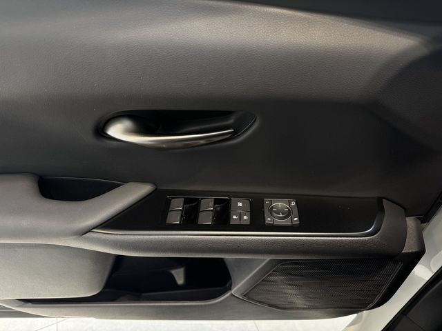 LEXUS凌志 UX250H  第16張相片