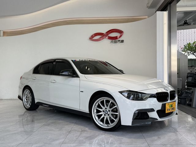 BMW寶馬 318D SEDAN  第1張相片