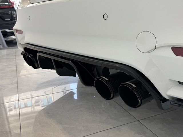 BMW寶馬 318D SEDAN  第4張相片