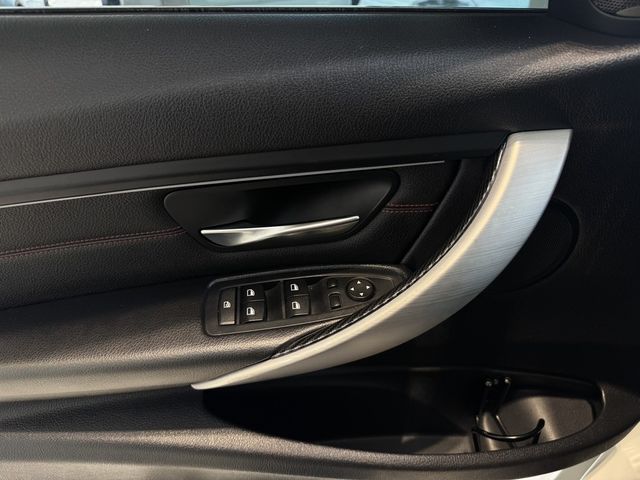 BMW寶馬 318D SEDAN  第17張相片