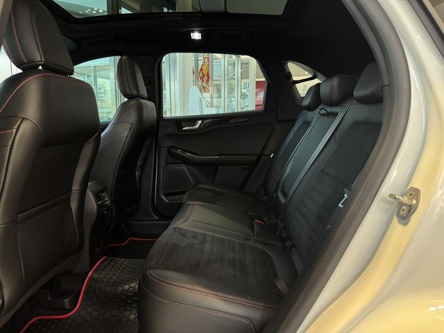 FORD福特 KUGA  第8張相片