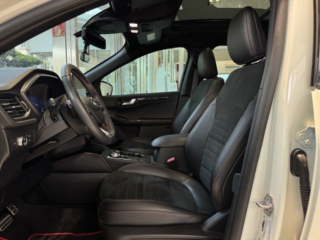 FORD福特 KUGA  第10張相片