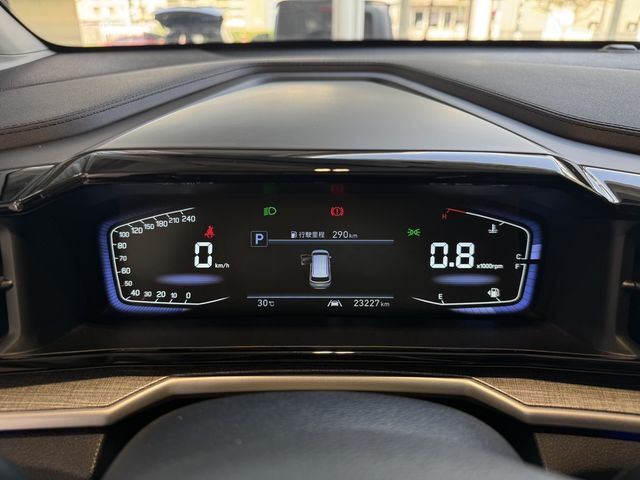 HYUNDAI現代 CUSTIN  第12張相片