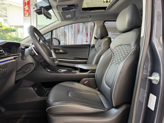 HYUNDAI現代 CUSTIN  第13張相片