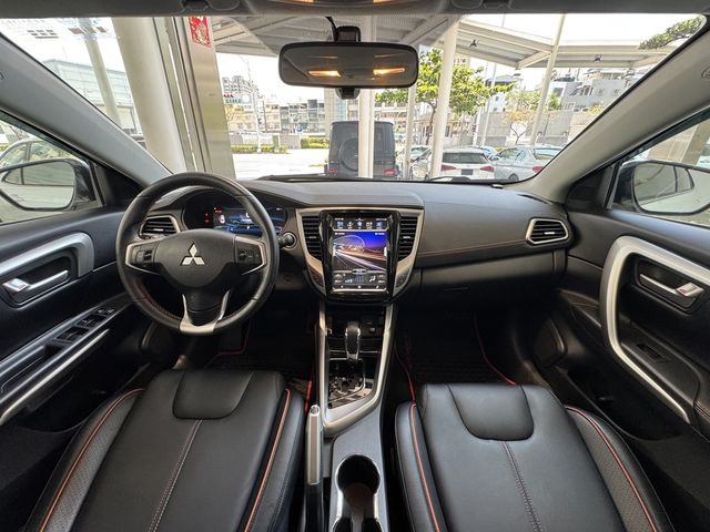 MITSUBISHI三菱 GRAND LANCER  第7張相片