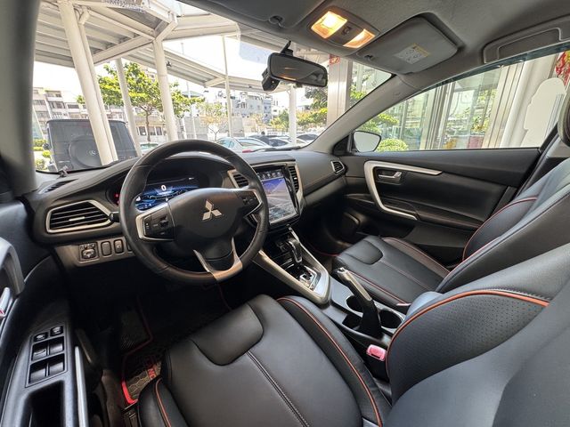 MITSUBISHI三菱 GRAND LANCER  第8張相片